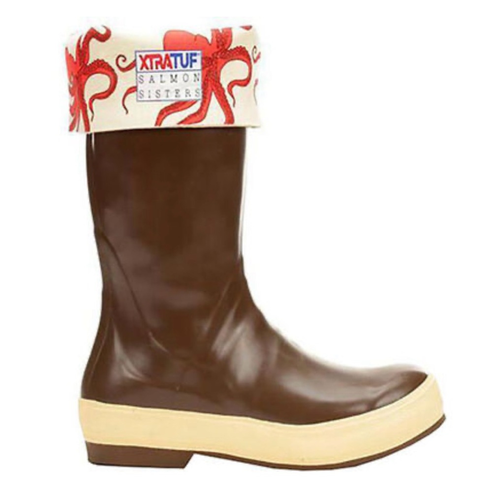 XTRATUF Salmon Sisters 15" Legacy Boots - Women's | Size 7 | Brown/Red Octopus